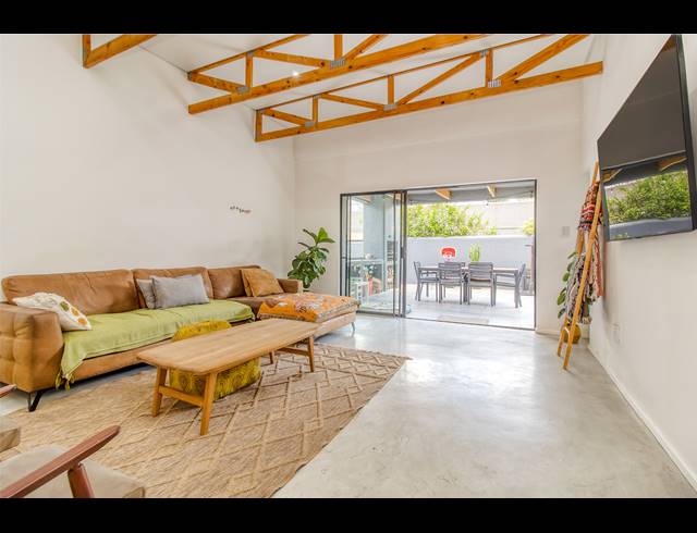 3 BEDROOM HOUSE FOR SALE IN CEDAR LAKES
